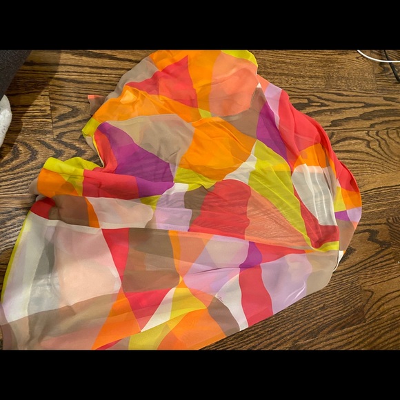 Trina Turk abstract wrap - Picture 9 of 9